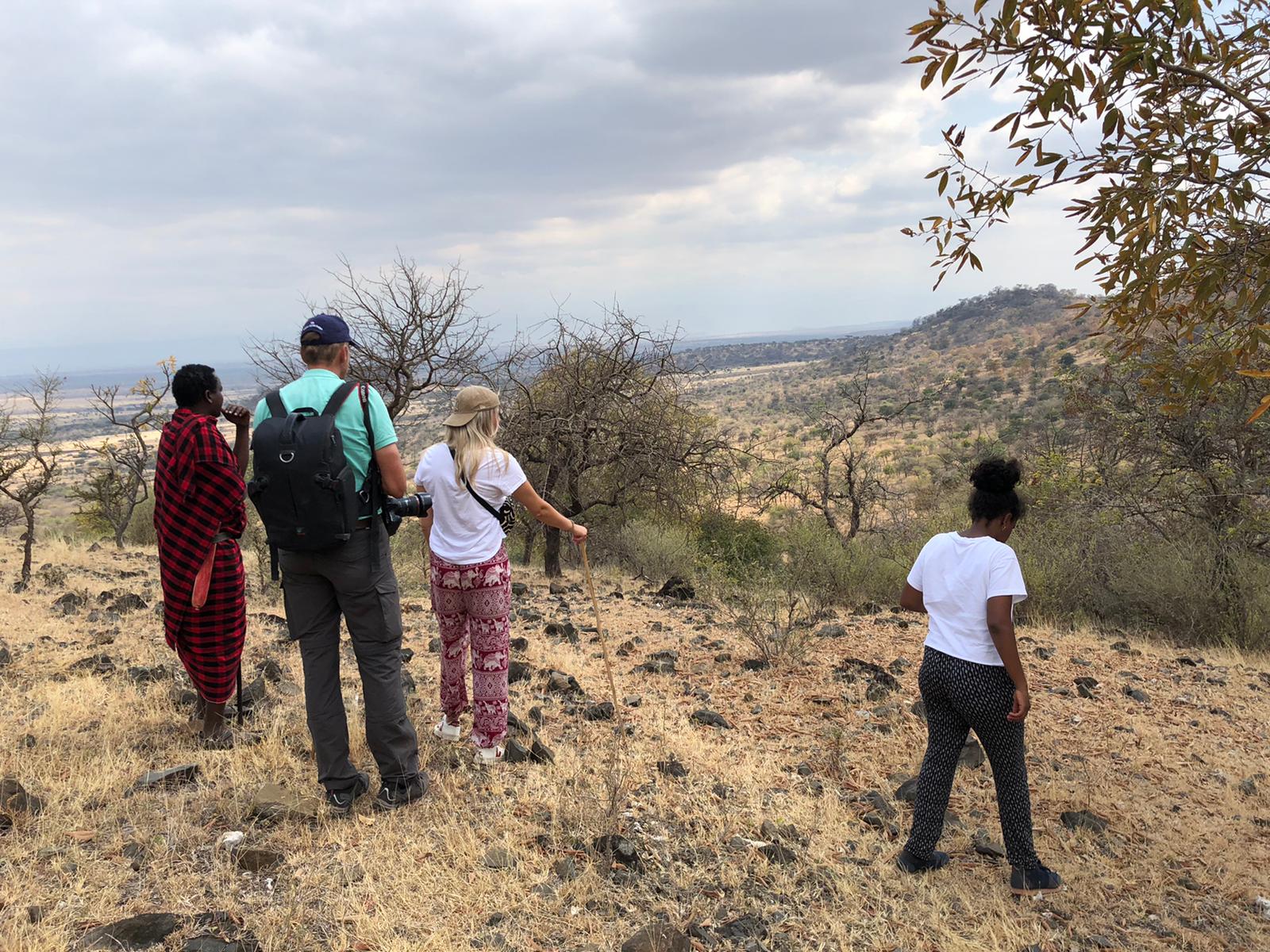 Familie safari Tanzania. Activiteit. Wandeling met de Masai. Leuke afwisseling van je safari reis door Tanzania