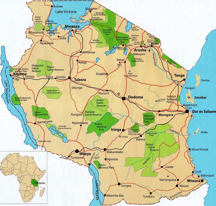 Kaart van Tanzania met alle nationale parken