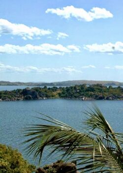 uitzicht op een eilandje in Lake victoria